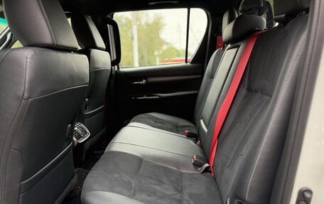 Toyota Hilux VIII, 2025 год, 7 800 000 рублей, 17 фотография