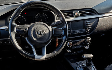 KIA Rio IV, 2018 год, 1 634 000 рублей, 2 фотография