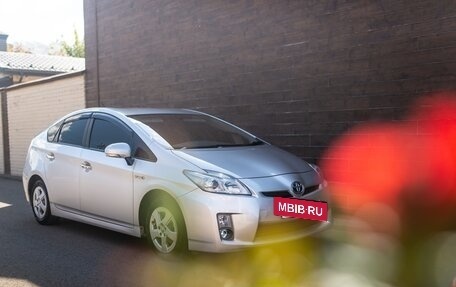 Toyota Prius, 2011 год, 1 400 000 рублей, 14 фотография