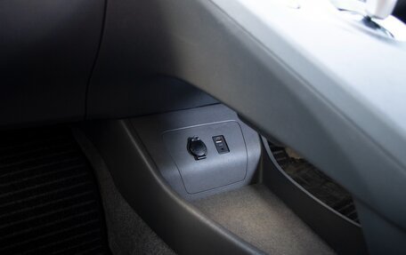 Toyota Prius, 2011 год, 1 400 000 рублей, 23 фотография