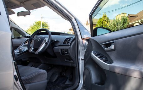 Toyota Prius, 2011 год, 1 400 000 рублей, 20 фотография