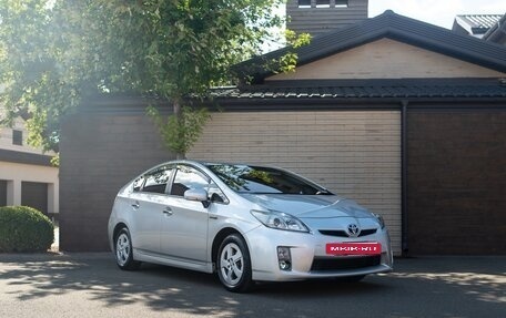 Toyota Prius, 2011 год, 1 400 000 рублей, 16 фотография