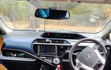 Toyota Aqua I, 2015 год, 900 000 рублей, 4 фотография