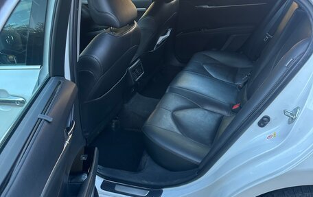 Toyota Camry, 2018 год, 2 850 000 рублей, 12 фотография