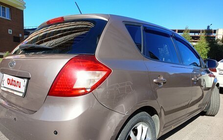 KIA cee'd I рестайлинг, 2011 год, 697 000 рублей, 12 фотография