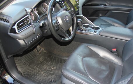 Toyota Camry, 2019 год, 2 350 000 рублей, 12 фотография