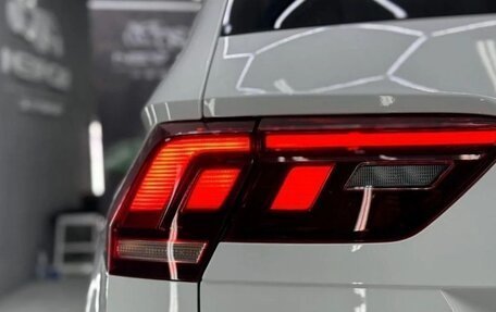 Volkswagen Tiguan II, 2021 год, 2 600 000 рублей, 9 фотография