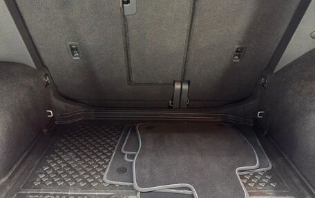 Volkswagen Tiguan II, 2021 год, 2 600 000 рублей, 23 фотография