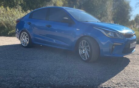 KIA Rio IV, 2019 год, 1 300 000 рублей, 3 фотография