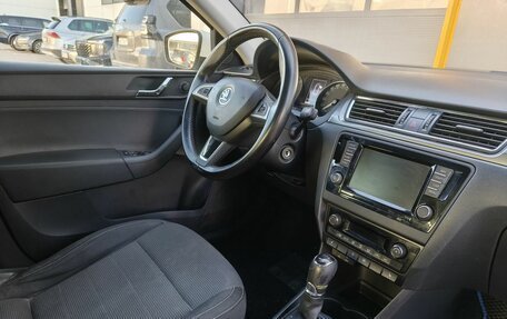 Skoda Rapid I, 2015 год, 895 000 рублей, 9 фотография
