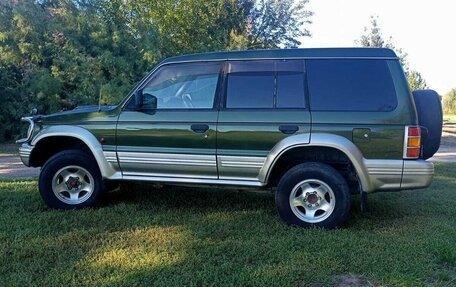 Mitsubishi Pajero III рестайлинг, 1996 год, 750 000 рублей, 1 фотография