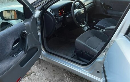 Renault Laguna II, 2001 год, 300 000 рублей, 14 фотография