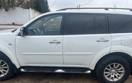 Mitsubishi Pajero Sport II рестайлинг, 2011 год, 1 300 000 рублей, 4 фотография