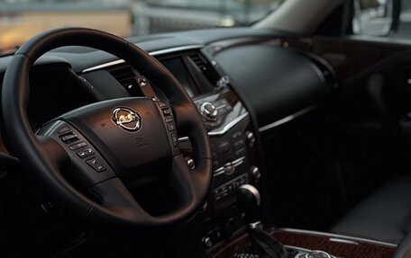 Nissan Patrol, 2010 год, 2 200 000 рублей, 39 фотография