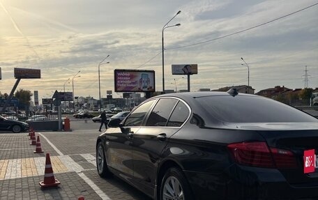 BMW 5 серия, 2016 год, 1 700 000 рублей, 3 фотография