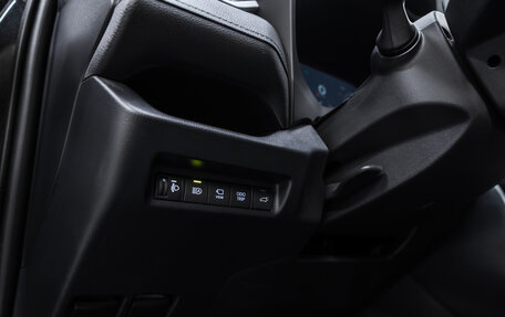Toyota RAV4, 2025 год, 4 525 000 рублей, 16 фотография