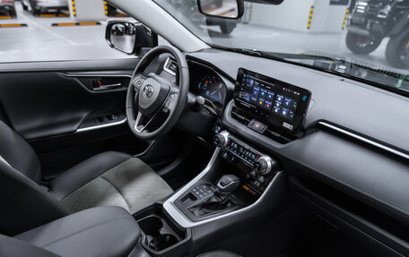 Toyota RAV4, 2025 год, 4 525 000 рублей, 9 фотография