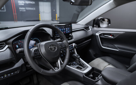 Toyota RAV4, 2025 год, 4 525 000 рублей, 12 фотография