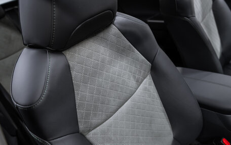 Toyota RAV4, 2025 год, 4 525 000 рублей, 21 фотография