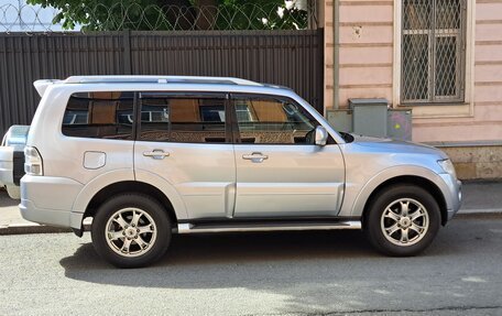 Mitsubishi Pajero IV, 2010 год, 1 590 000 рублей, 1 фотография