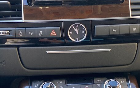 Audi A8, 2014 год, 3 100 000 рублей, 8 фотография