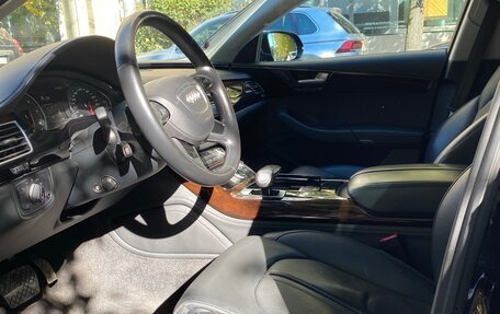 Audi A8, 2014 год, 3 100 000 рублей, 10 фотография
