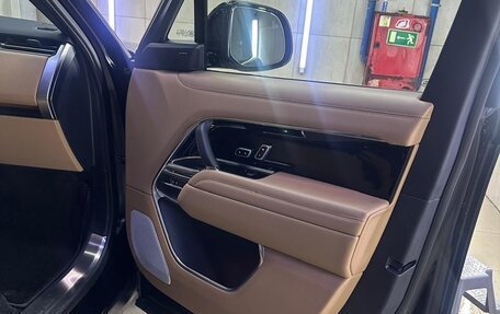 Land Rover Range Rover IV рестайлинг, 2023 год, 24 000 000 рублей, 6 фотография