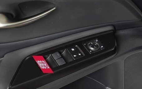 Lexus ES VII, 2019 год, 4 000 000 рублей, 10 фотография