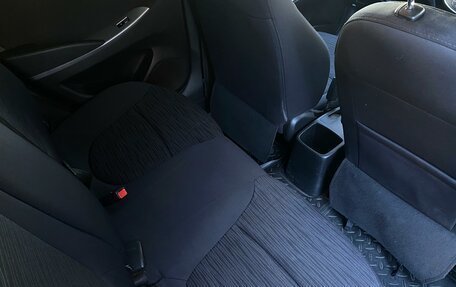 Hyundai Solaris II рестайлинг, 2016 год, 900 000 рублей, 16 фотография