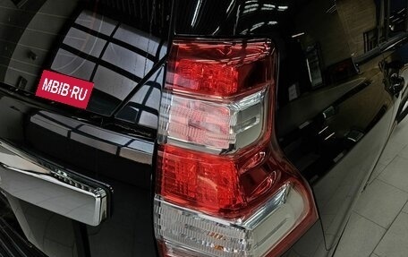 Toyota Land Cruiser Prado 150 рестайлинг 2, 2013 год, 3 390 000 рублей, 17 фотография