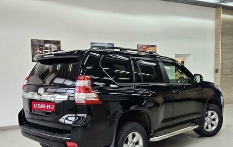 Toyota Land Cruiser Prado 150 рестайлинг 2, 2013 год, 3 390 000 рублей, 15 фотография
