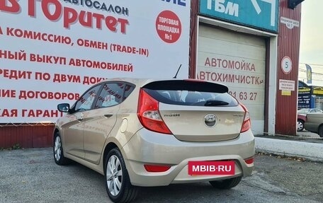 Hyundai Solaris II рестайлинг, 2012 год, 840 000 рублей, 4 фотография