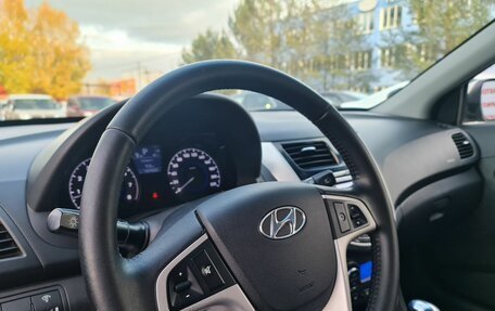 Hyundai Solaris II рестайлинг, 2012 год, 840 000 рублей, 16 фотография