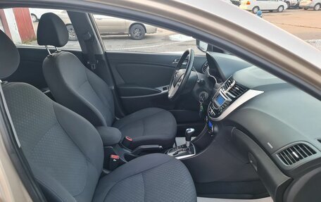 Hyundai Solaris II рестайлинг, 2012 год, 840 000 рублей, 18 фотография