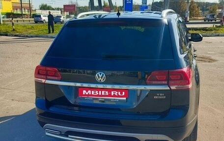 Volkswagen Teramont I, 2018 год, 3 250 000 рублей, 4 фотография