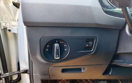 Volkswagen Tiguan II, 2021 год, 1 890 000 рублей, 12 фотография