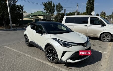 Toyota C-HR I рестайлинг, 2019 год, 2 150 000 рублей, 2 фотография