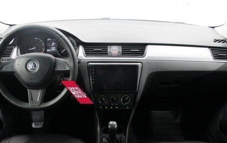 Skoda Rapid I, 2015 год, 840 000 рублей, 9 фотография