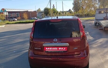 Nissan Note II рестайлинг, 2011 год, 550 000 рублей, 3 фотография