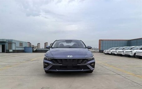 Hyundai Elantra, 2025 год, 2 050 000 рублей, 12 фотография