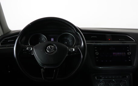 Volkswagen Tiguan II, 2018 год, 2 479 990 рублей, 11 фотография