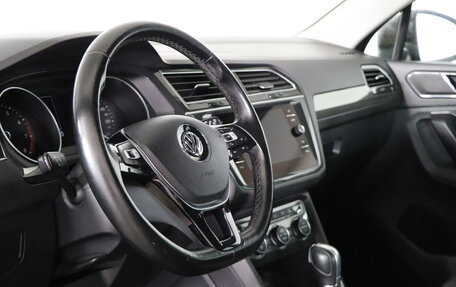 Volkswagen Tiguan II, 2018 год, 2 479 990 рублей, 9 фотография