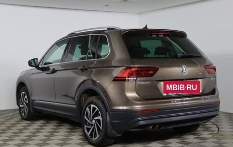 Volkswagen Tiguan II, 2018 год, 2 479 990 рублей, 8 фотография