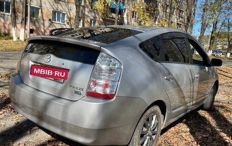 Toyota Prius, 2008 год, 915 000 рублей, 3 фотография