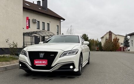 Toyota Crown, 2019 год, 3 500 000 рублей, 4 фотография