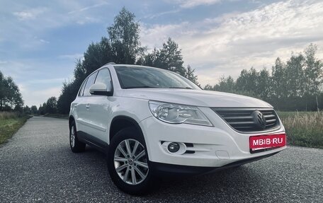 Volkswagen Tiguan I, 2010 год, 990 000 рублей, 1 фотография