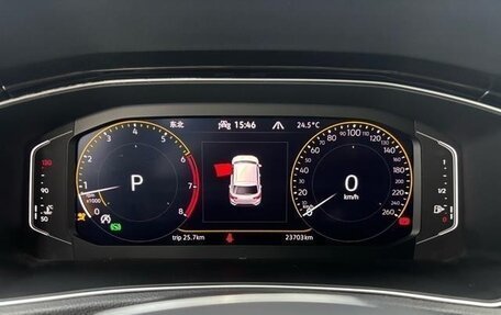 Volkswagen T-Roc I, 2021 год, 1 550 000 рублей, 11 фотография