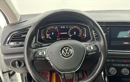 Volkswagen T-Roc I, 2021 год, 1 550 000 рублей, 12 фотография