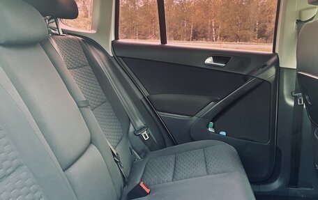 Volkswagen Tiguan I, 2010 год, 990 000 рублей, 8 фотография