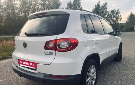 Volkswagen Tiguan I, 2010 год, 990 000 рублей, 2 фотография